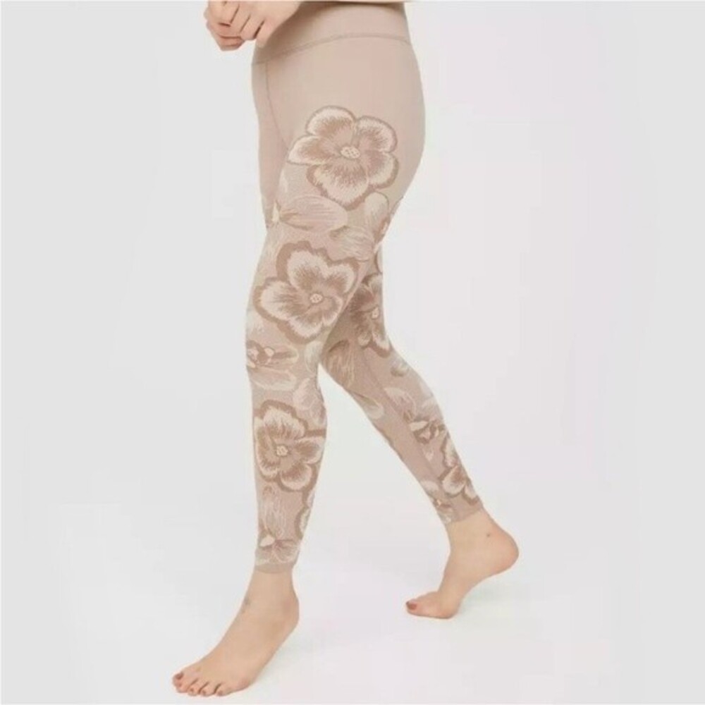 Offline By Aerie Tan Floral Hi-Rise 7/8 Legging NWT Size XS Athletic Gym Workout - Picture 3 of 16